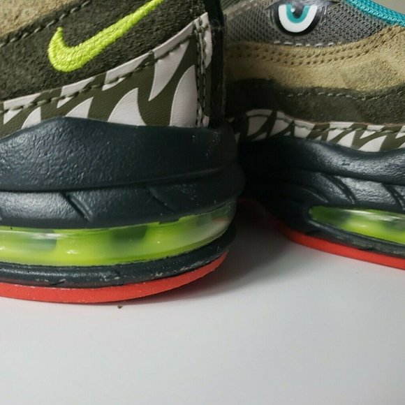 NEW NIKE AIR MAX 95 "MONSTER" GS OUTDOOR GREEN CYB - Picture 4 of 7